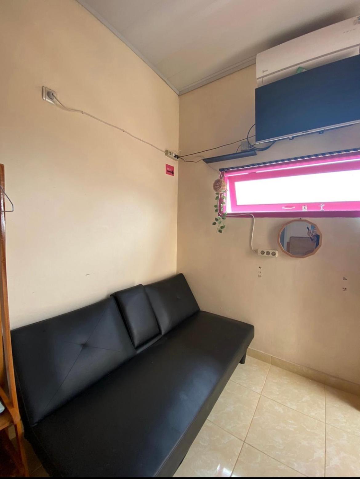 Et Malio Stay & Travel Malioboro Pusat Kota Yogyakarta Exteriér fotografie